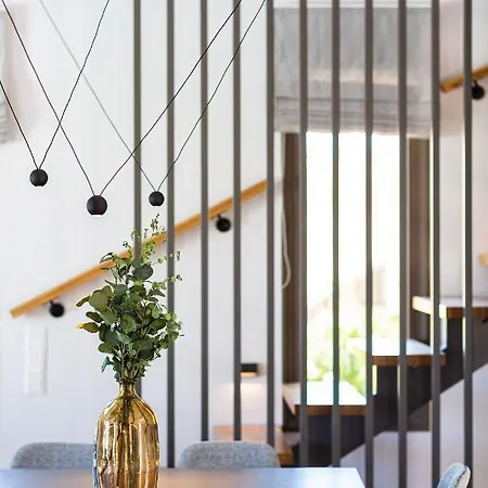 Vilă Lagoon Seaside Villa, Sumptuous Retreat,by Thinkvilla *